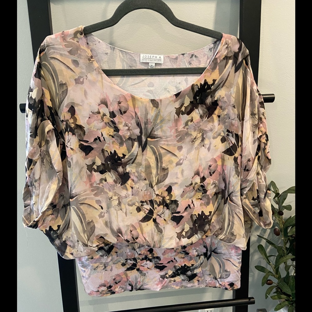 Women’s Blouse